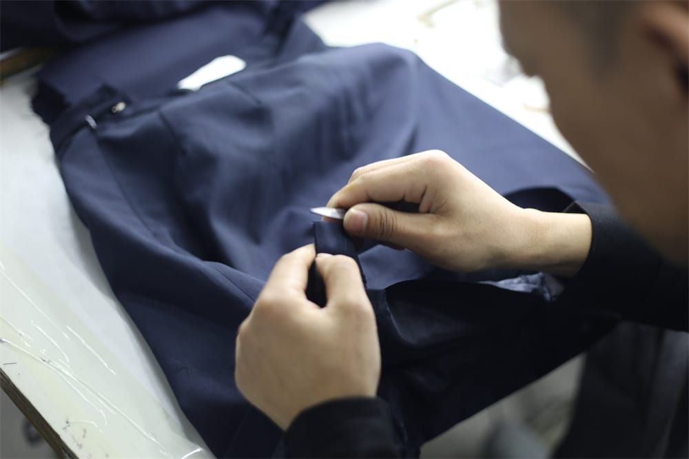 Custom Suit Manufacturing: Merging Tradition with Precision